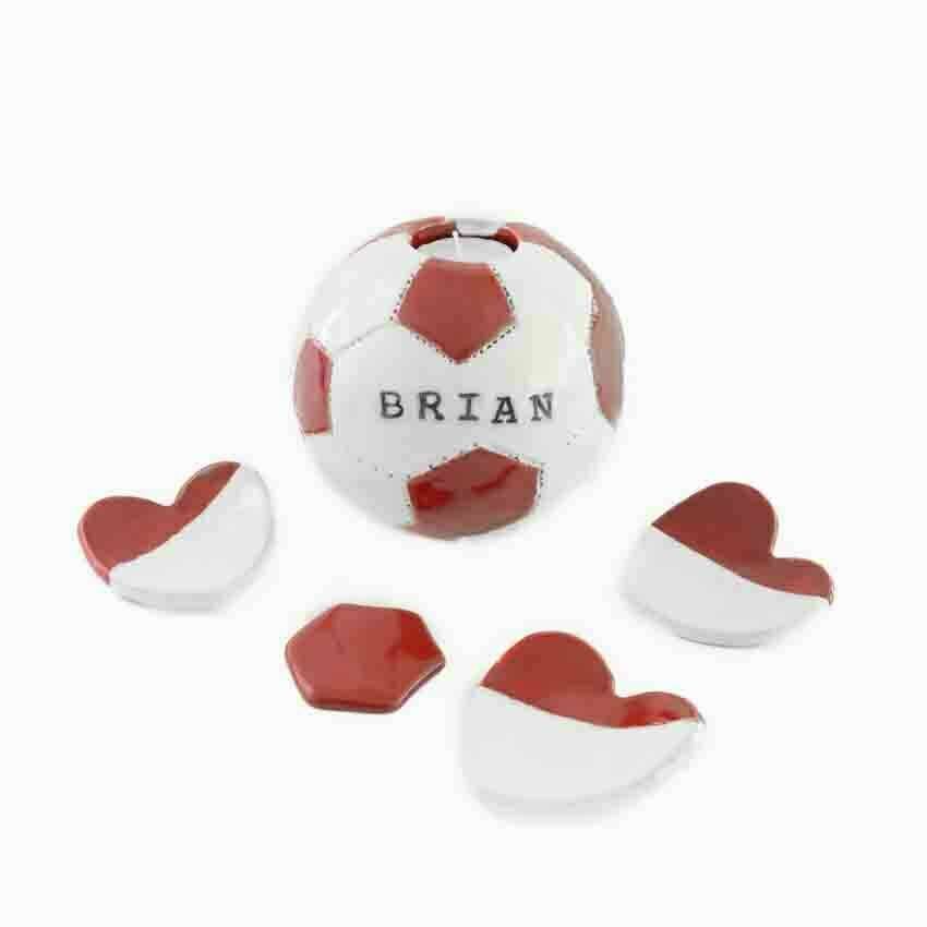 Middelgrote_midi_urn_urnen_keramiek_keramische_glazuur_rood_wit_az_logo_voetb al_deksel_waxinelichtje_kopen_bijzondere_unieke_handgemaakt_op_maat_bijpassende_harten